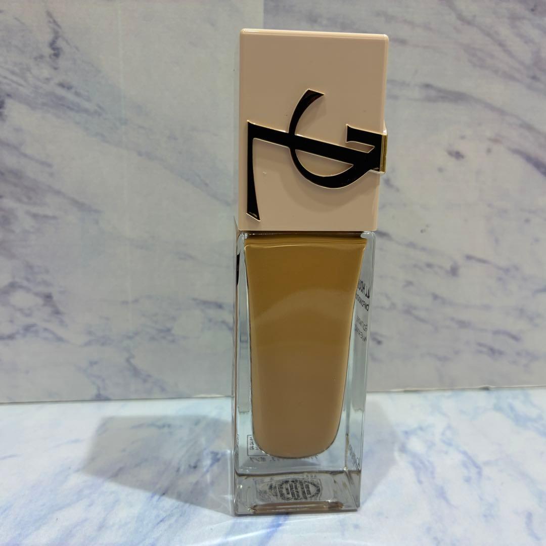 ♡【未使用】YSL　オールアワーズ リキッド グロウ　MN4