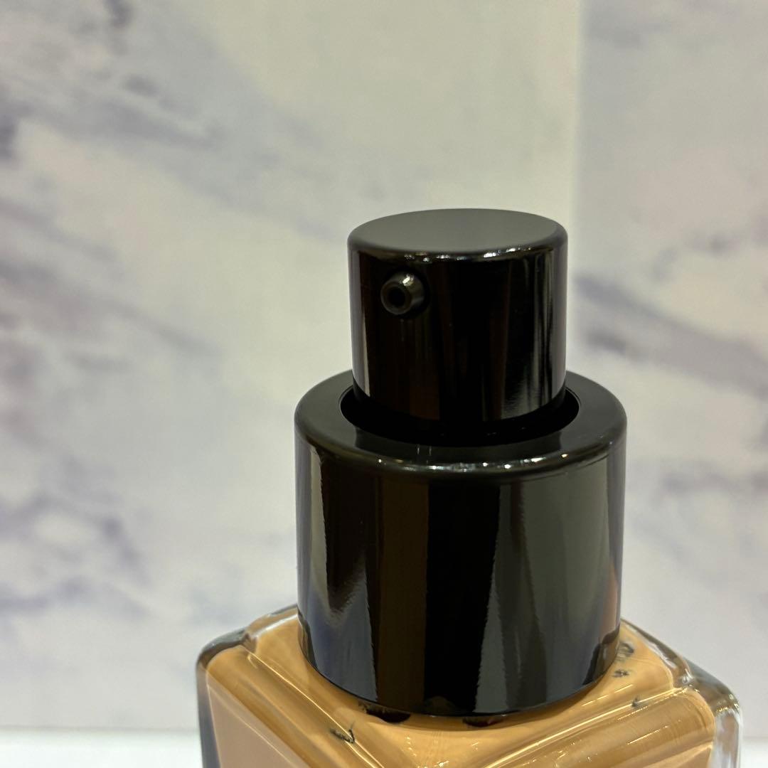 ♡【未使用】YSL　オールアワーズ リキッド グロウ　MN4