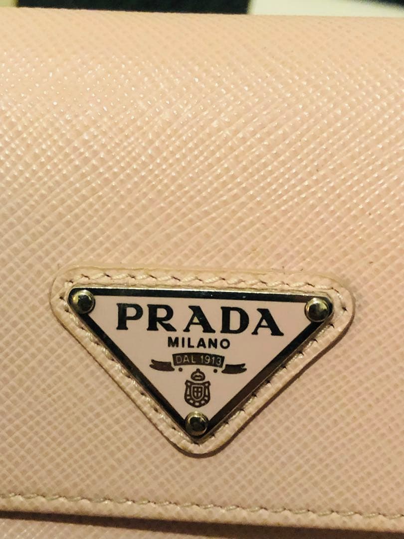 PRADA ピンク 三つ折り財布 サフィアーノレザー