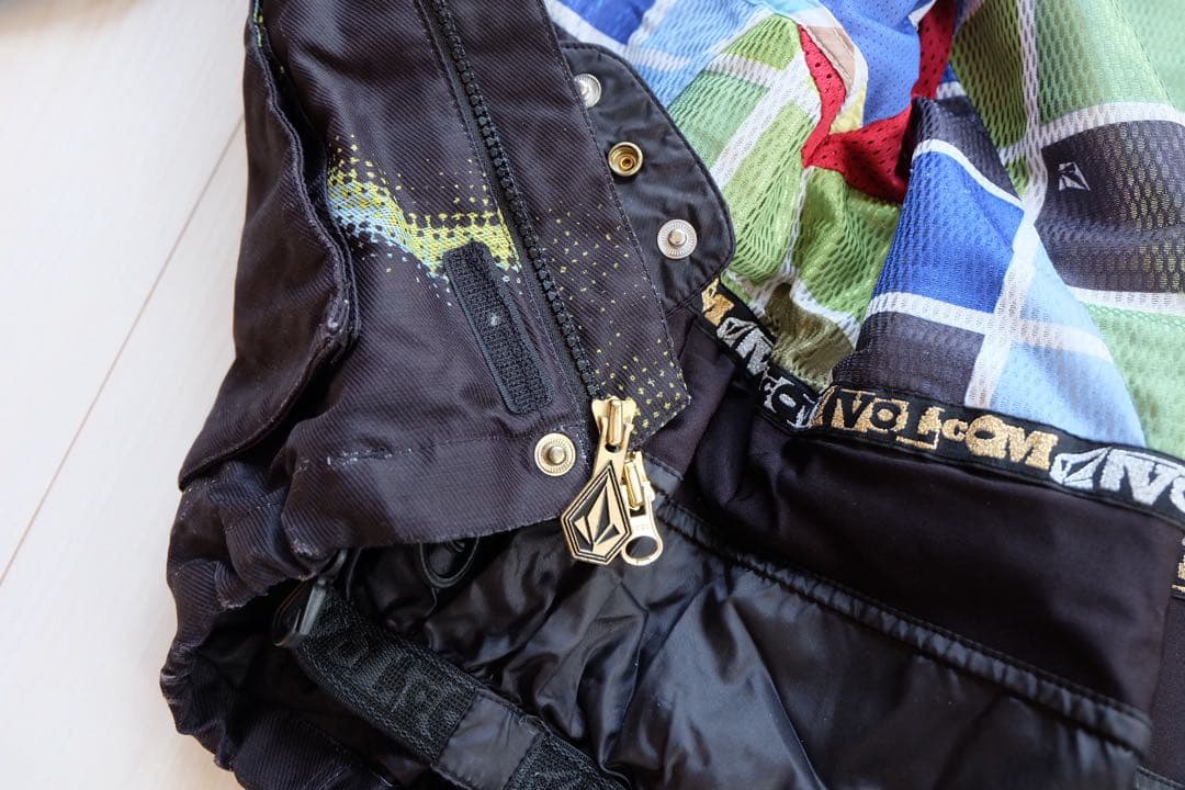 VOLCOM NIMBUS スノーボード ウェア Mサイズ