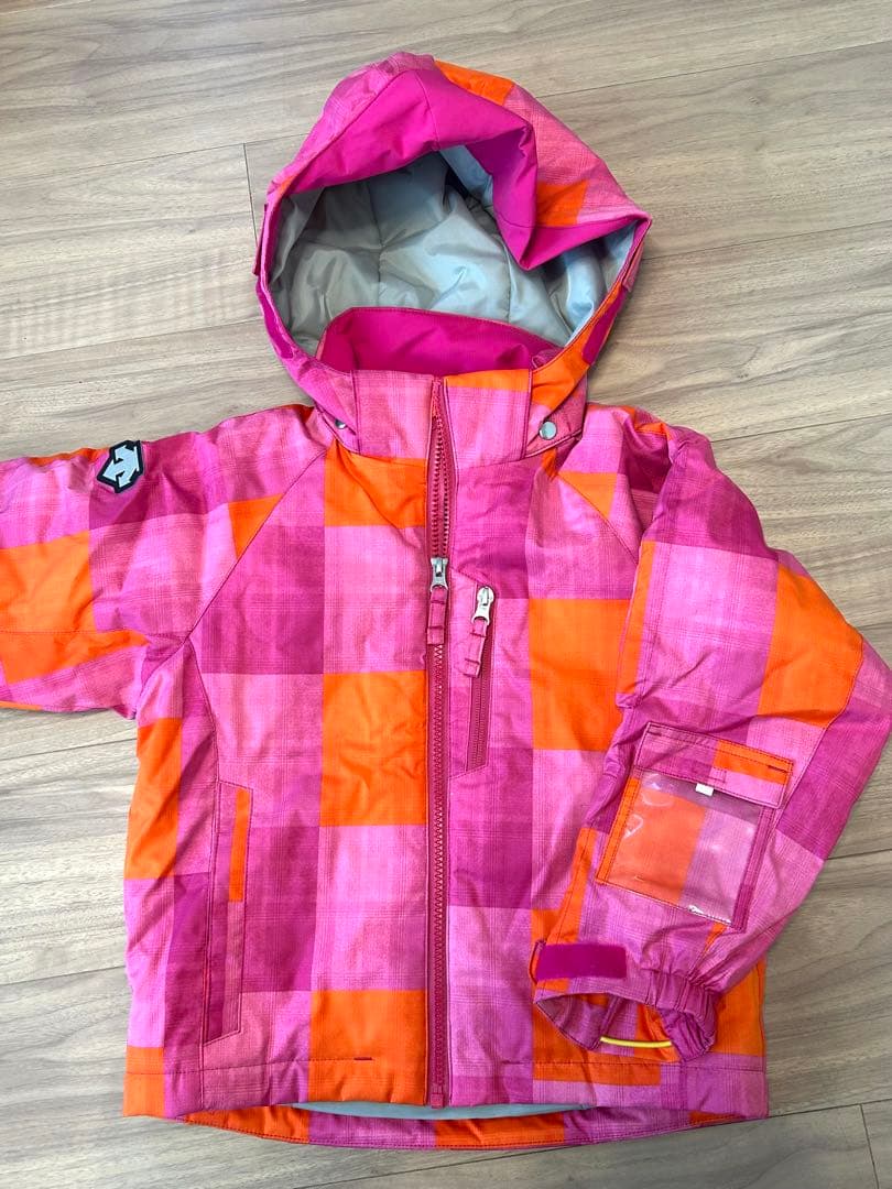 デサントDESCENTE★ほぼ新品★子どもスキーウェア ピンク/オレンジ★110
