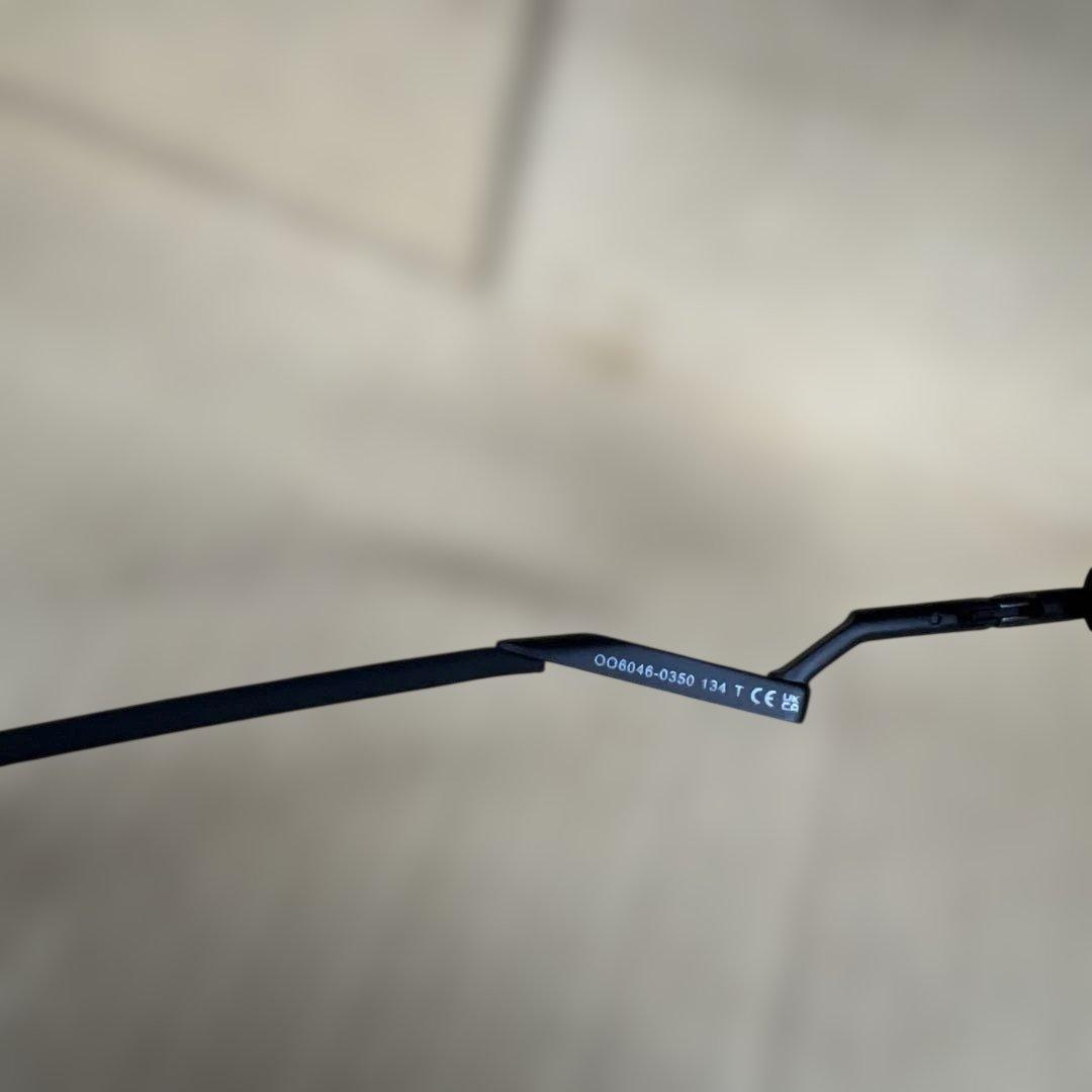 1532OAKLEYサングラス0OO6046 DEADBOLT