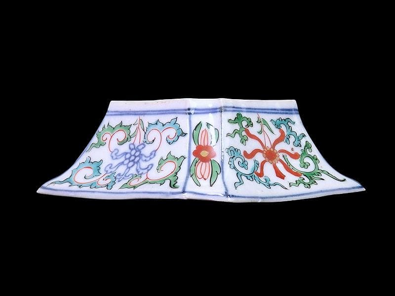 大聖寺伊万里　金襴手　芭蕉葉に唐人の図　四方角向付　B346AS-fbsr