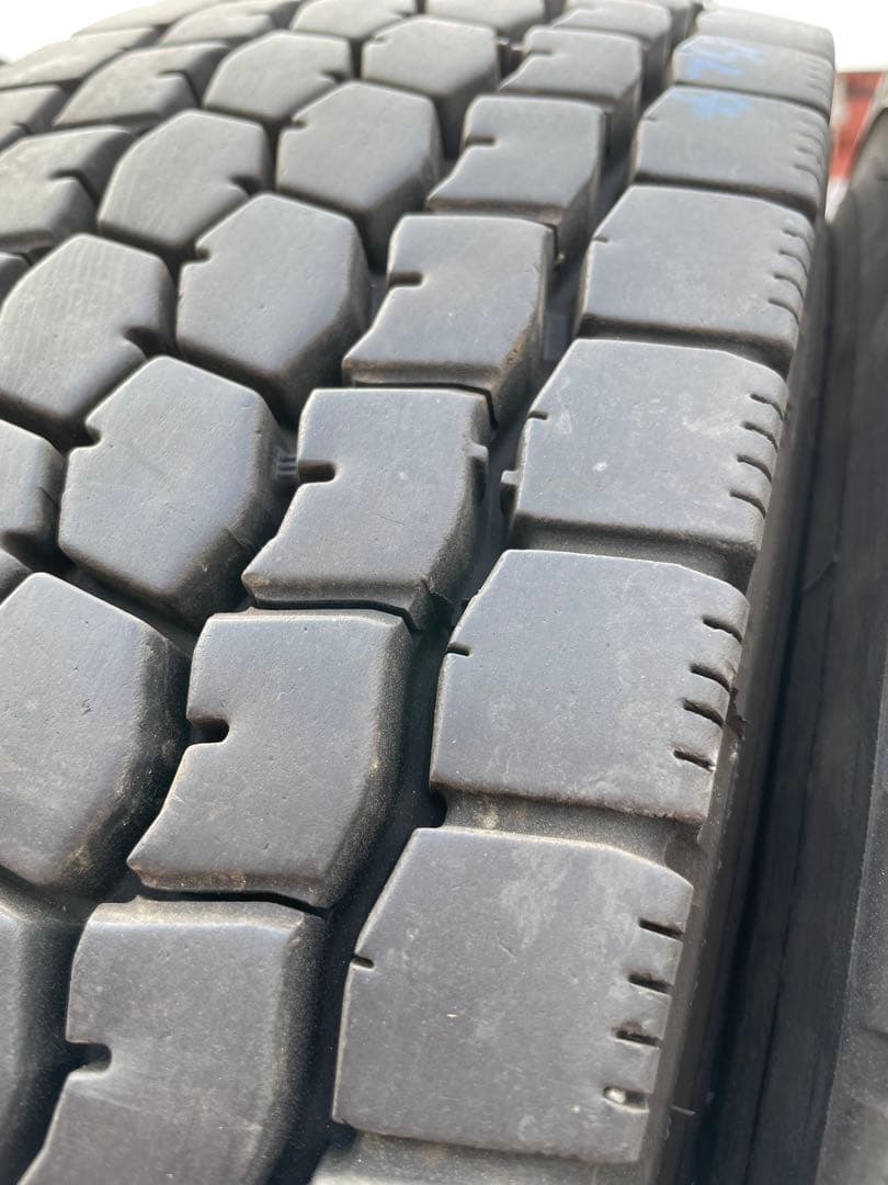 3804 ブリヂストン　225/80R17.5 2本セット