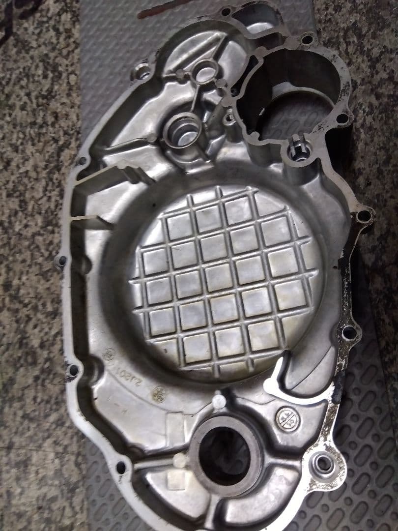 ヤマハSR400 500☆クランクケース☆エンジンケース☆品薄パーツ