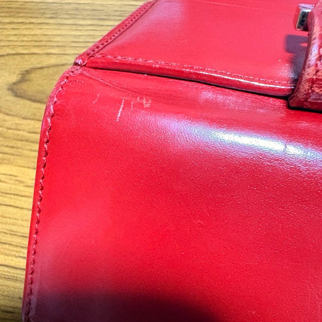 GUCCI 2つ折り財布　GG柄 赤　箱付き