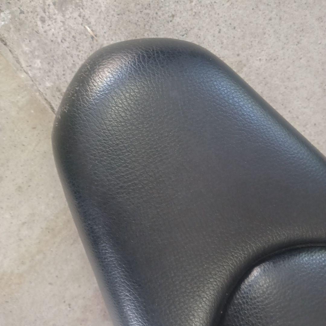 PCX125 JF28. KF12シート美品、破れなし、 換気の有る倉庫保管