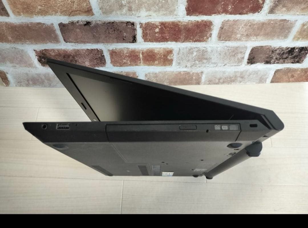 送料込■Western Digital社製ストレージ搭載！レノボのノートPC！