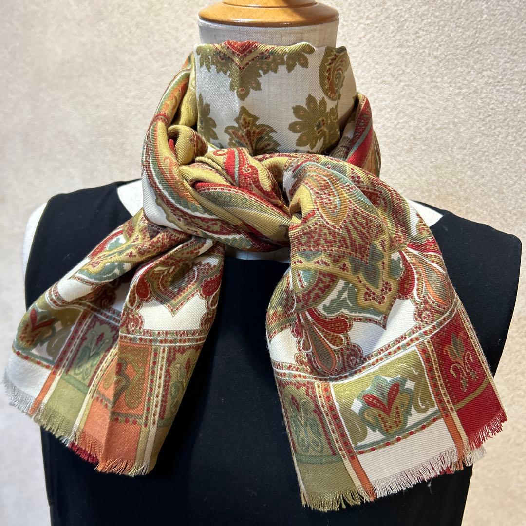 ETRO ペイズリー柄 ストール、未使用箱入り。