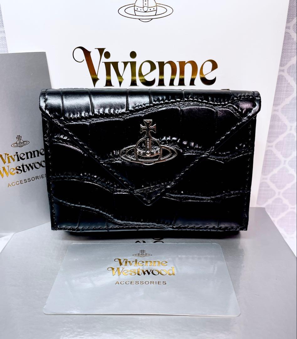 【内柄も素敵☆最新】Vivienne Westwood 三折財布 ブラック