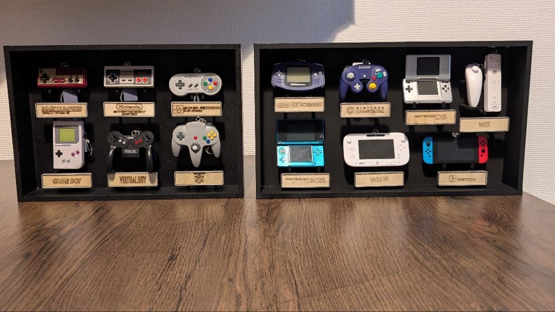 ニンテンドーミュージアム ゲームハードキーホルダー ※コレクション用台座のみ
