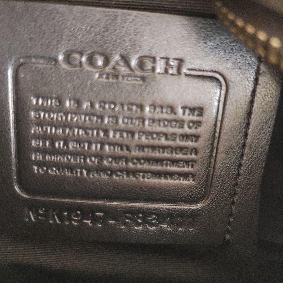 COACH　コーチ　赤　ボディーバッグ