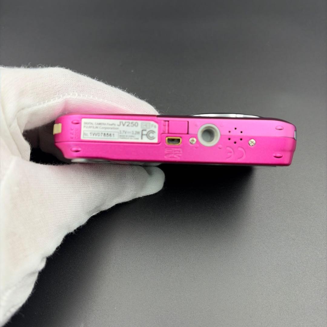 極美品 箱付 FUJIFILM FINEPIX JV250デジカメ ピンク