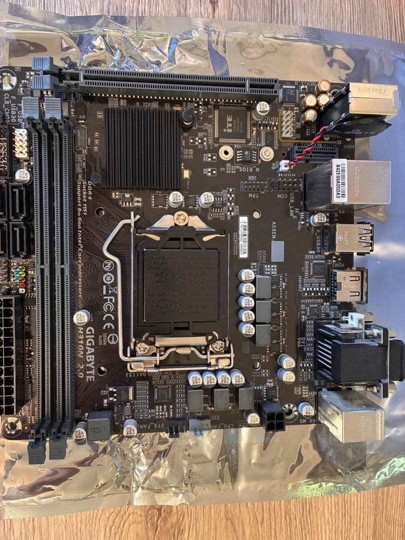 【美品】GIGABYTE H310N 2.0 Mini-ITX LGA 1151