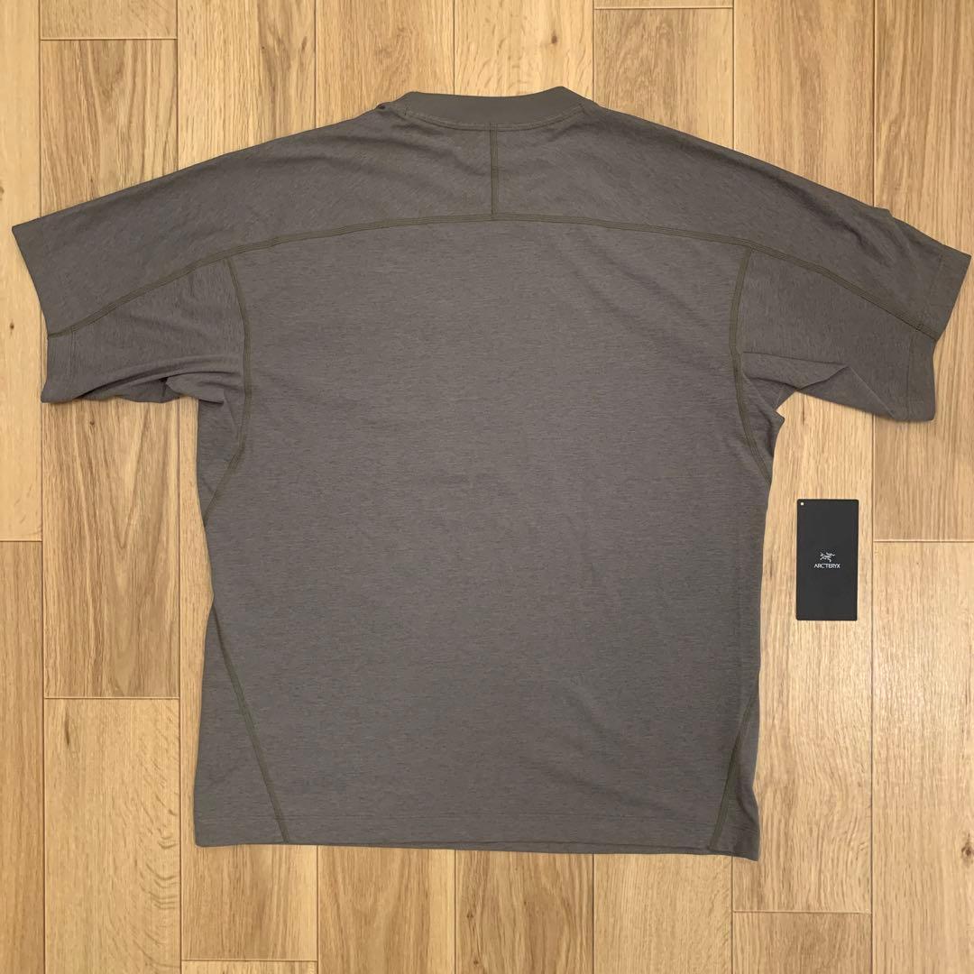 トップス ARC'TERYX KONSEAL POCKET SS M