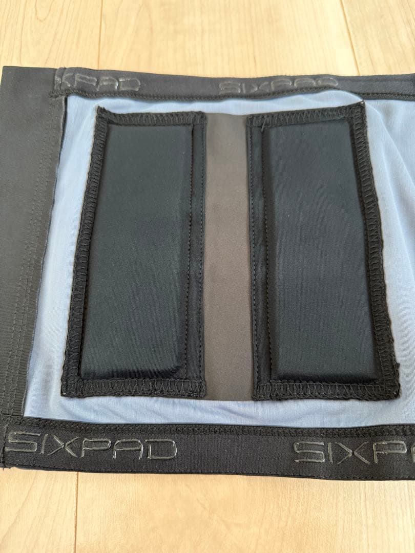 SIXPAD パワースーツライトアブズ Sサイズ