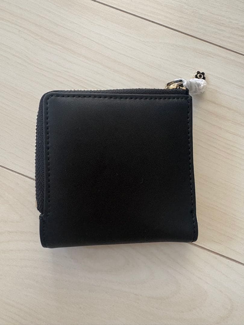 MARY QUANT 花モチーフ 二つ折り財布 黒