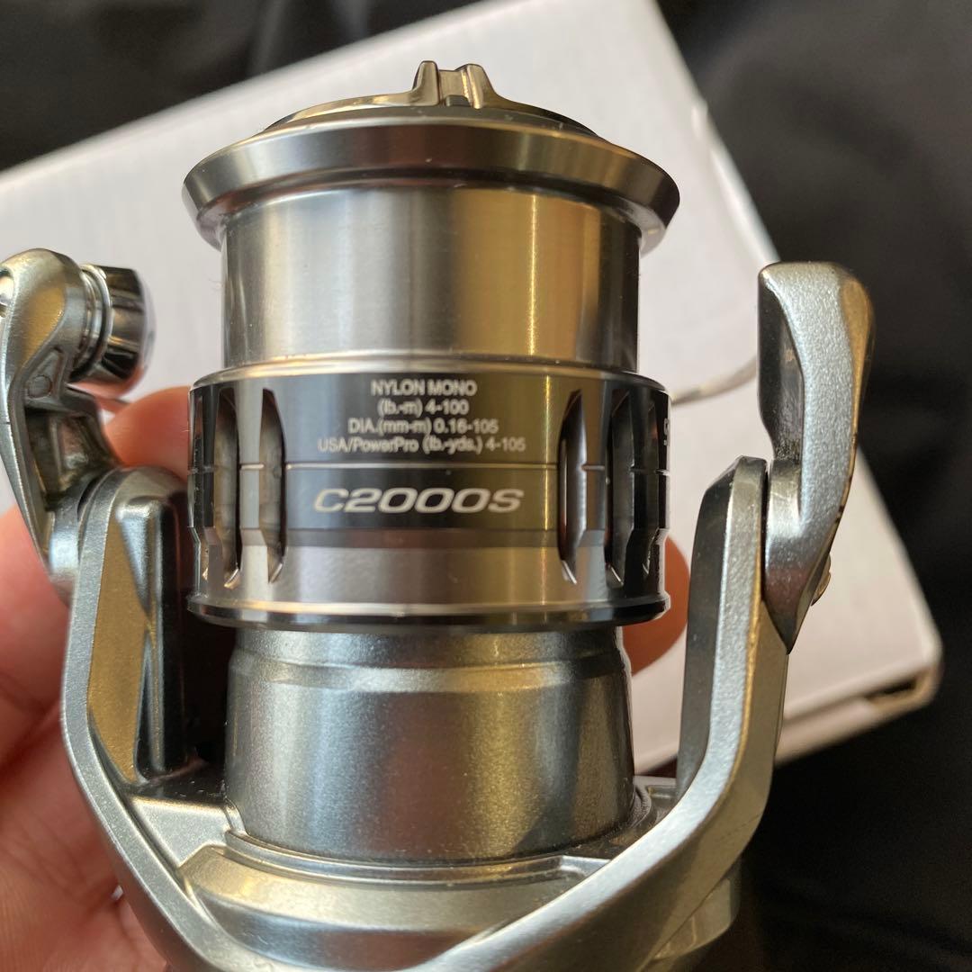 シマノ　ナスキー 2000 スピニングリール