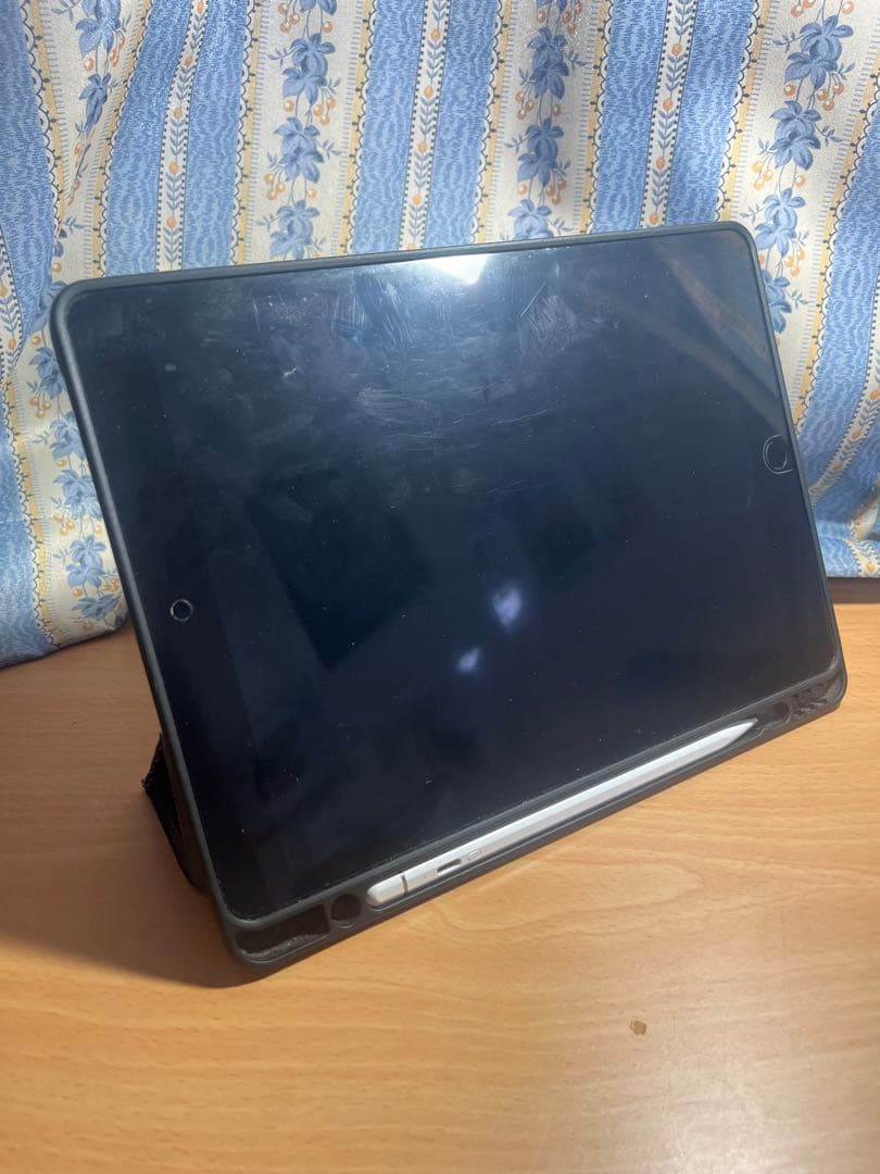 【美品】iPad Apple 第9世代　Wi-Fiモデル　64GB