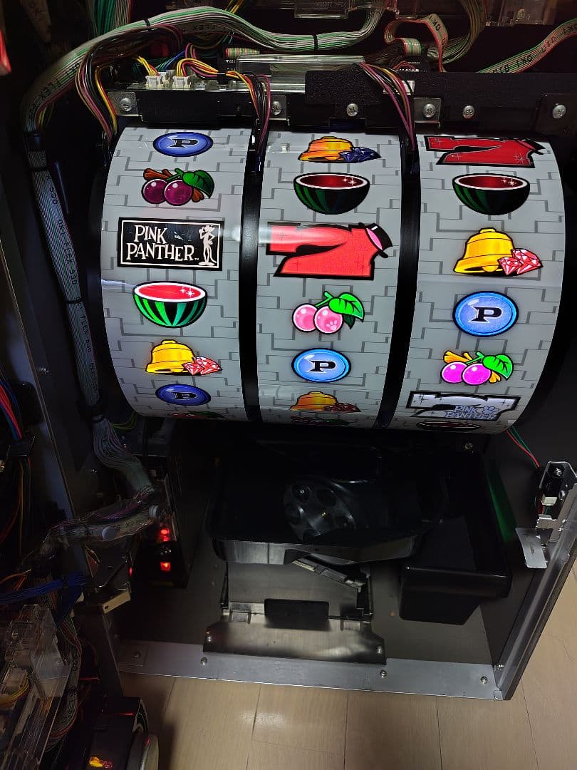 【たのメル便送料込み】パチスロ実機 ピンクパンサー(不要機付き)