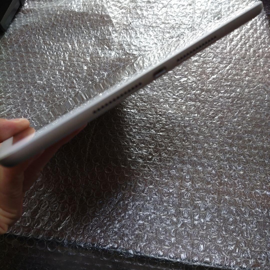 iPad　 第7世代 　MW752J/A 　管理ナンバー1622