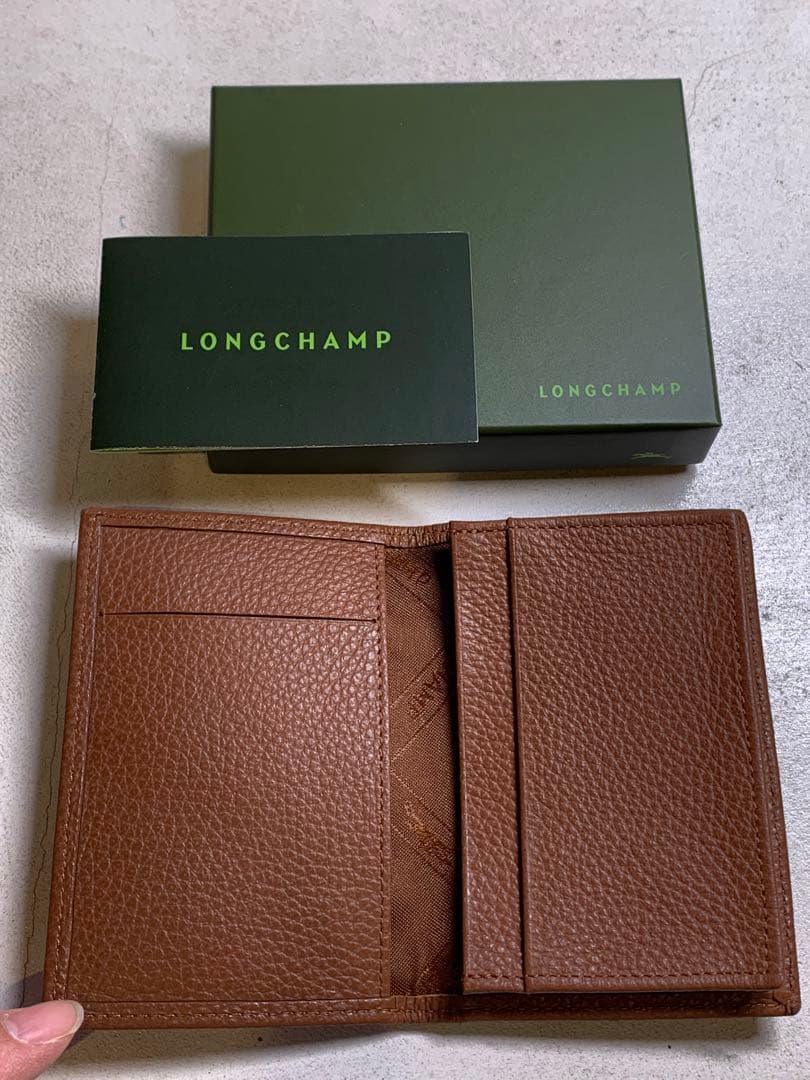 【新品未使用】LONGCHAMP ブラウン 黄土色系　名刺入れ　カードケース