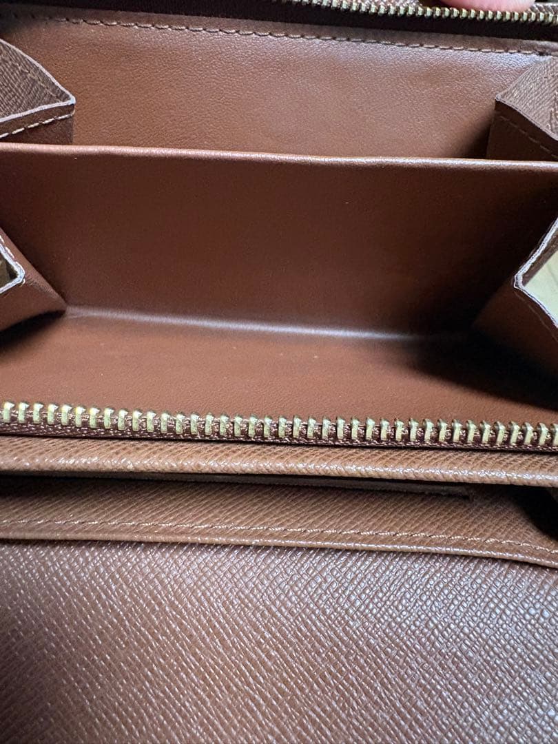 Louis Vuitton モノグラム 二つ折り財布
