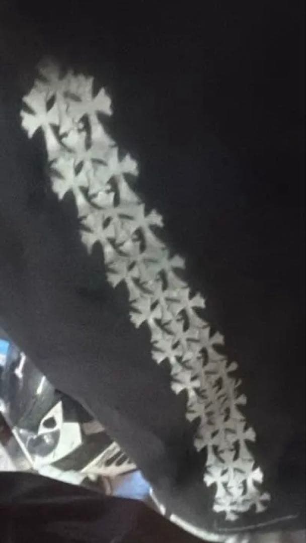 CHROME HEARTS セメタリークロスタイヤトラックTシャツ