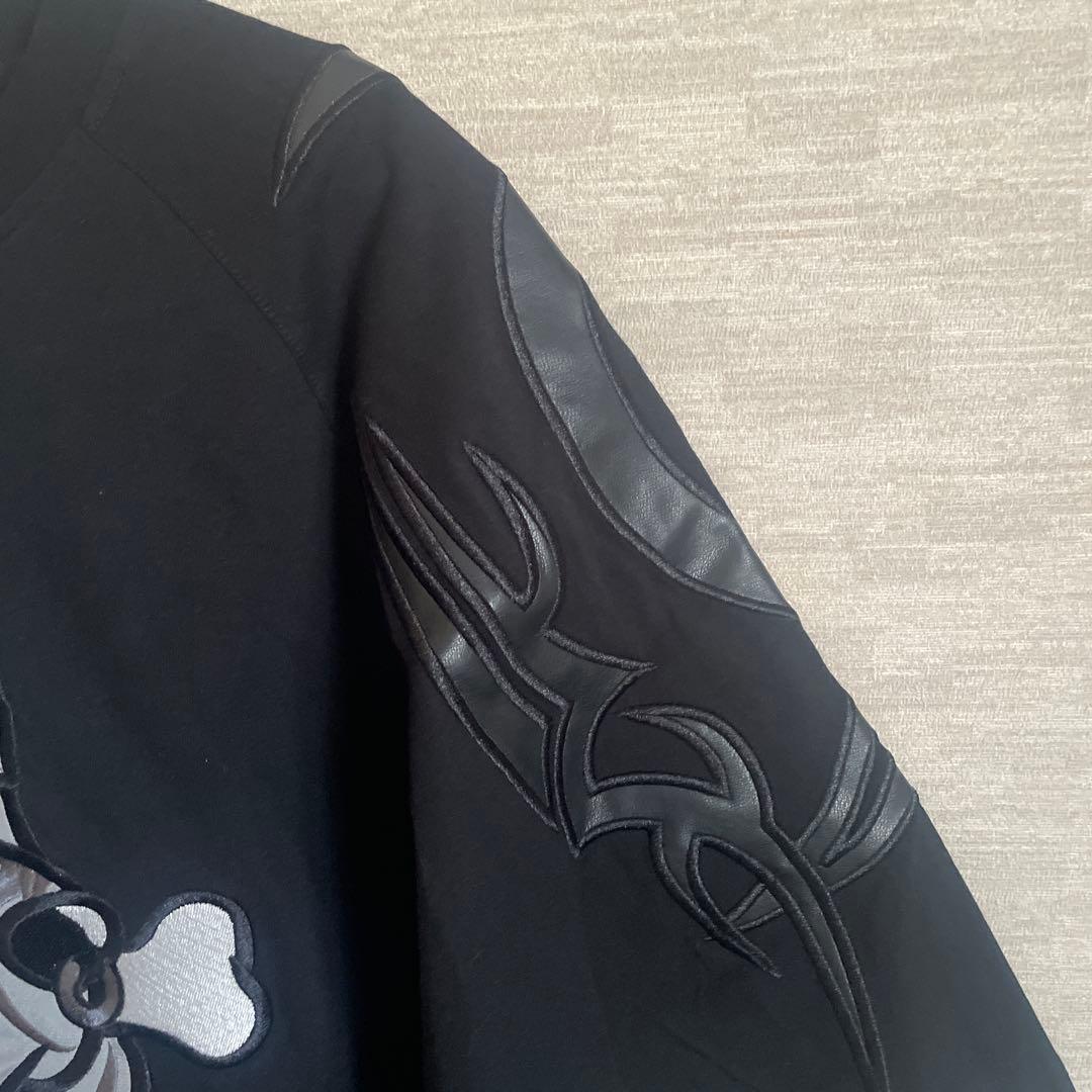 ガルフィ刺繍と合皮Tシャツ