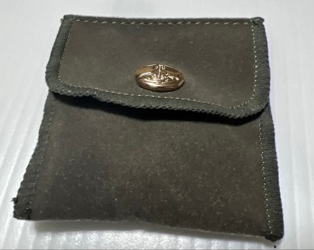 Vivienne Westwood ラペルピン
