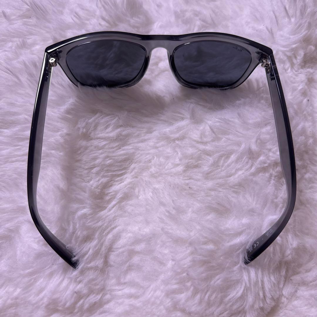 Ray-Ban グレー キャットアイ サングラス