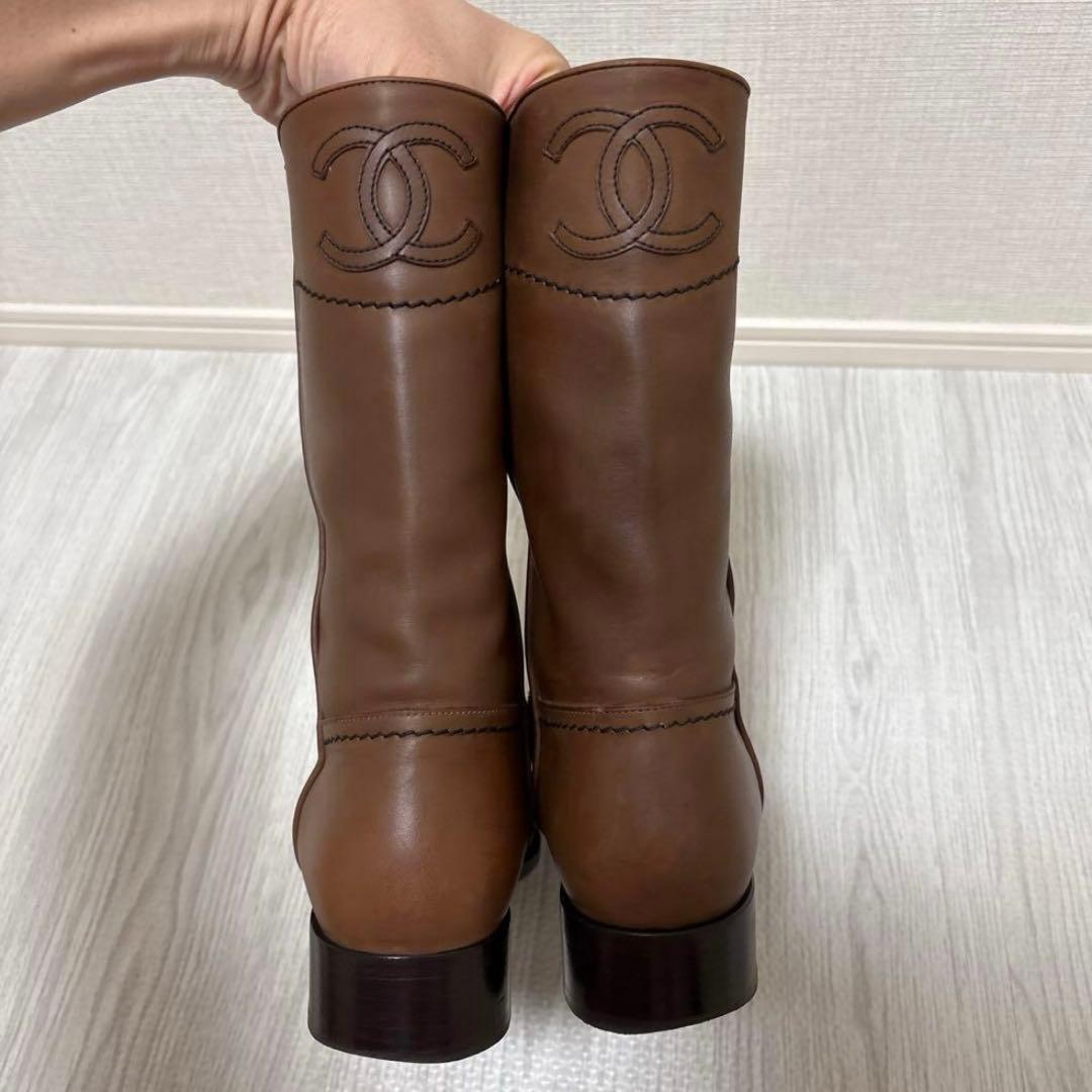 ティアラ CHANEL ブラウン ウエスタンブーツ