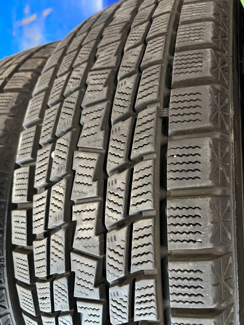 2020年製 バリ溝グッドイヤーアイスナビSUV 215/60R17 4本セット