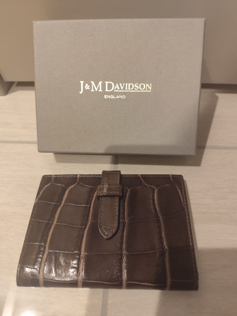 お値下げ　☆新品☆　J&M DAVIDSON ブラウン 二つ折り財布