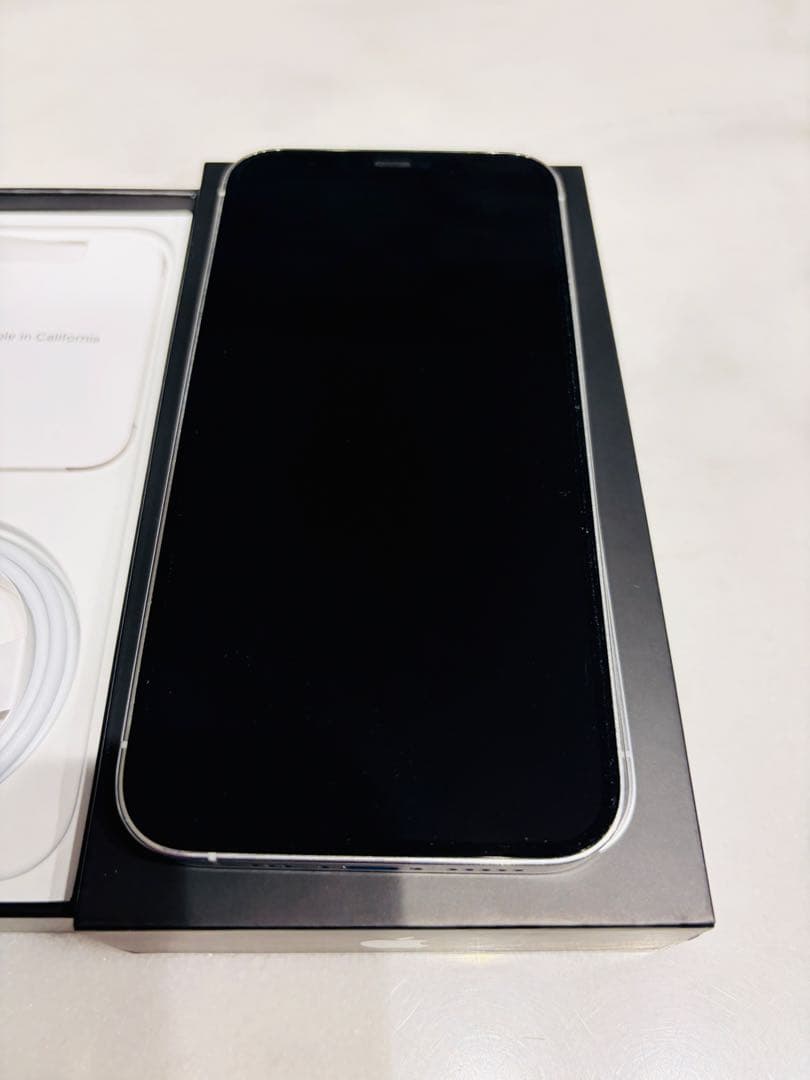Apple iPhone 12Pro 256GB SIMフリー　未使用ケーブル