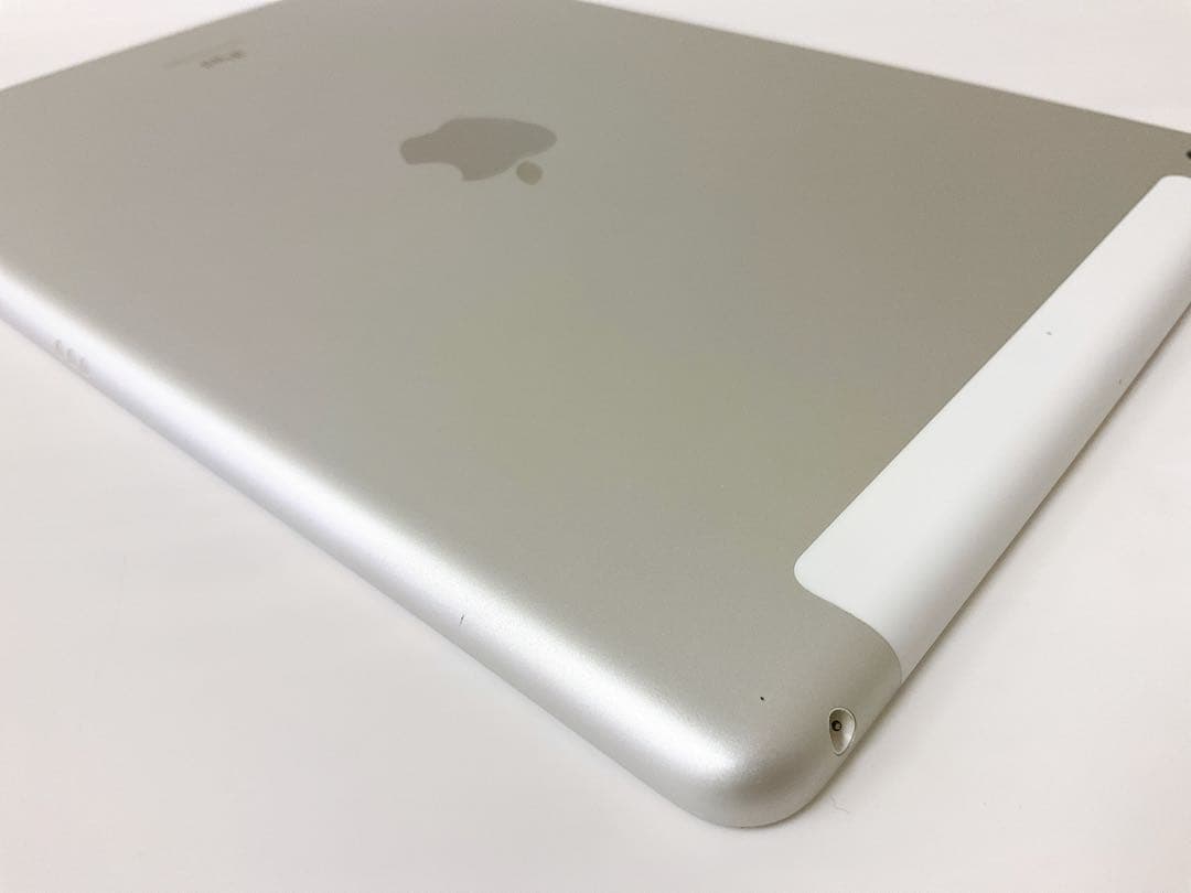 【超美品・BT100％】iPad 第9世代 64GB Cellularモデル