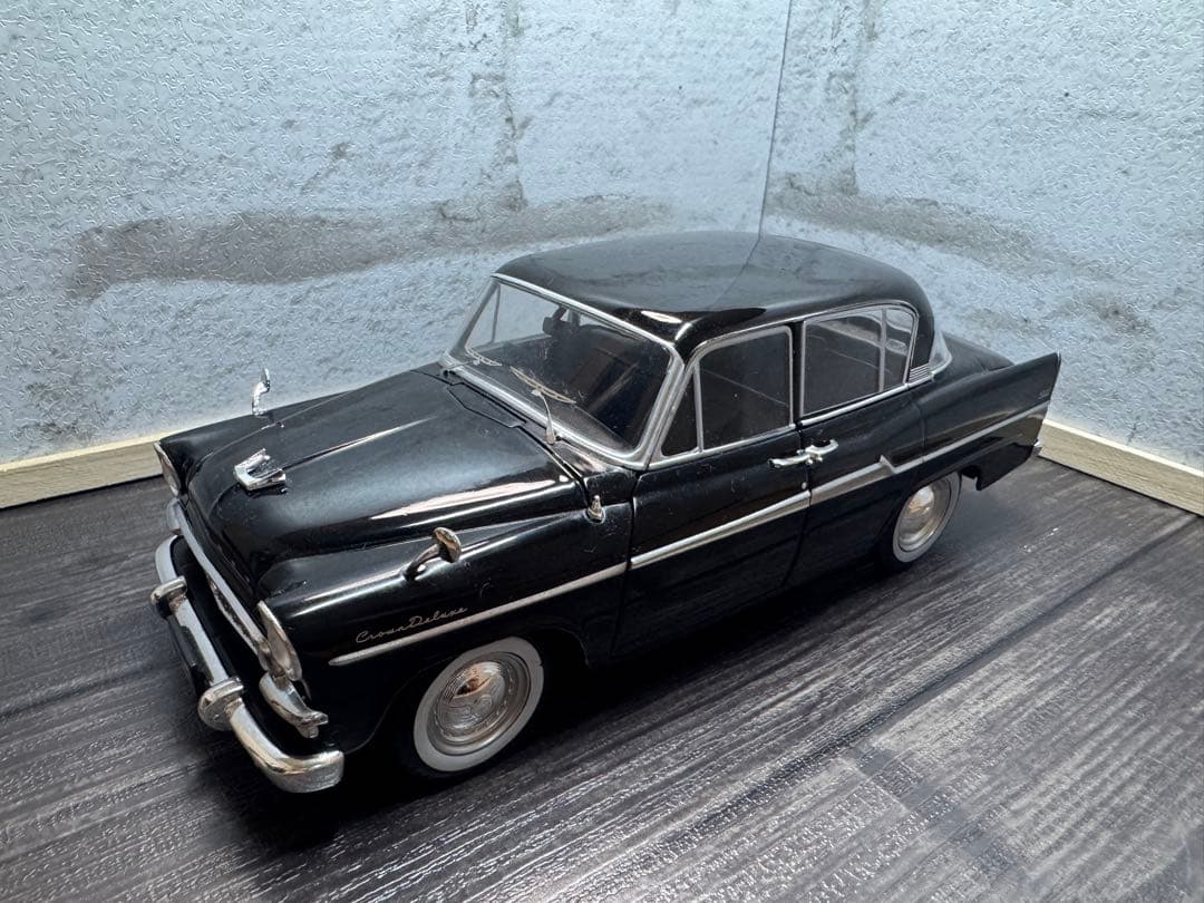 トヨペット クラウン 1900 ダイキャスト 1/18相当