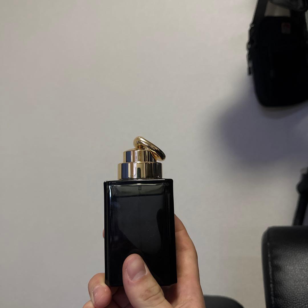 くろネコGUCCI INTENSE OUD 90ml 香水(男性用)