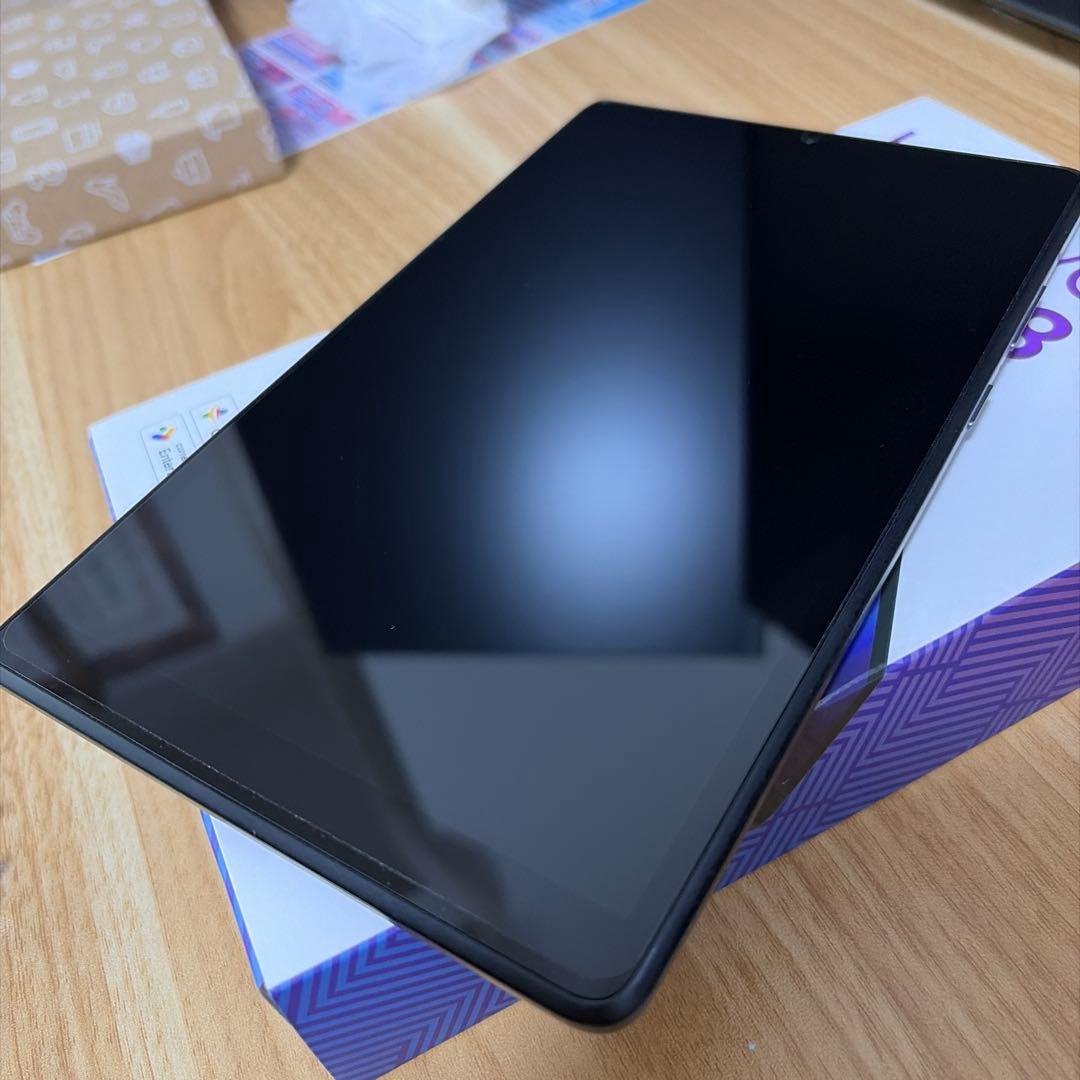 【美品】Lenovo Tab M8 タブレット &ケースカバー（水色）付