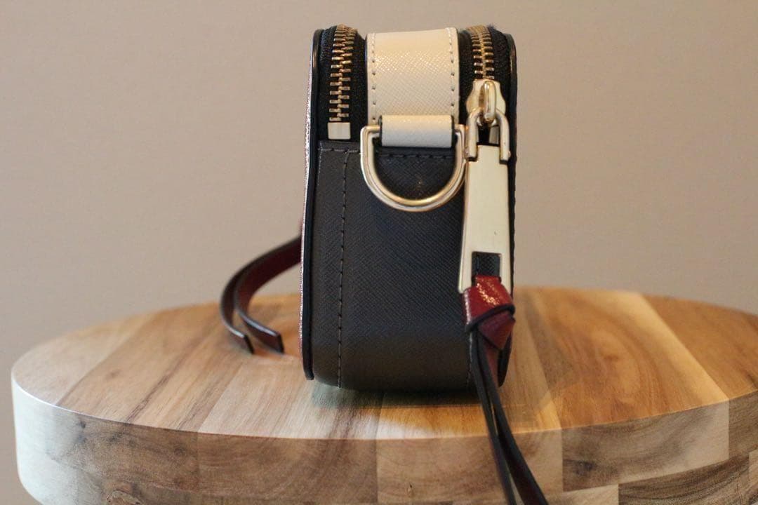 【美品】マークジェイコブス ショルダーバッグ SNAPSHOT