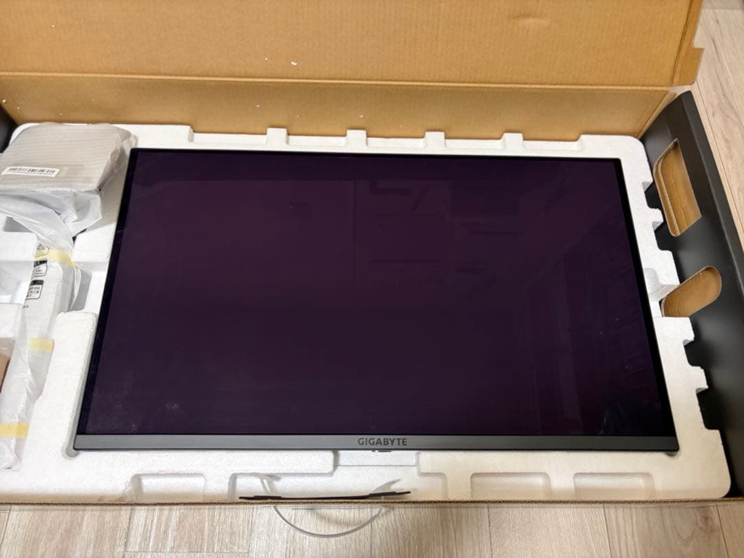 GIGABYTE MO27Q2 有機EL QD-OLEDゲーミングモニター
