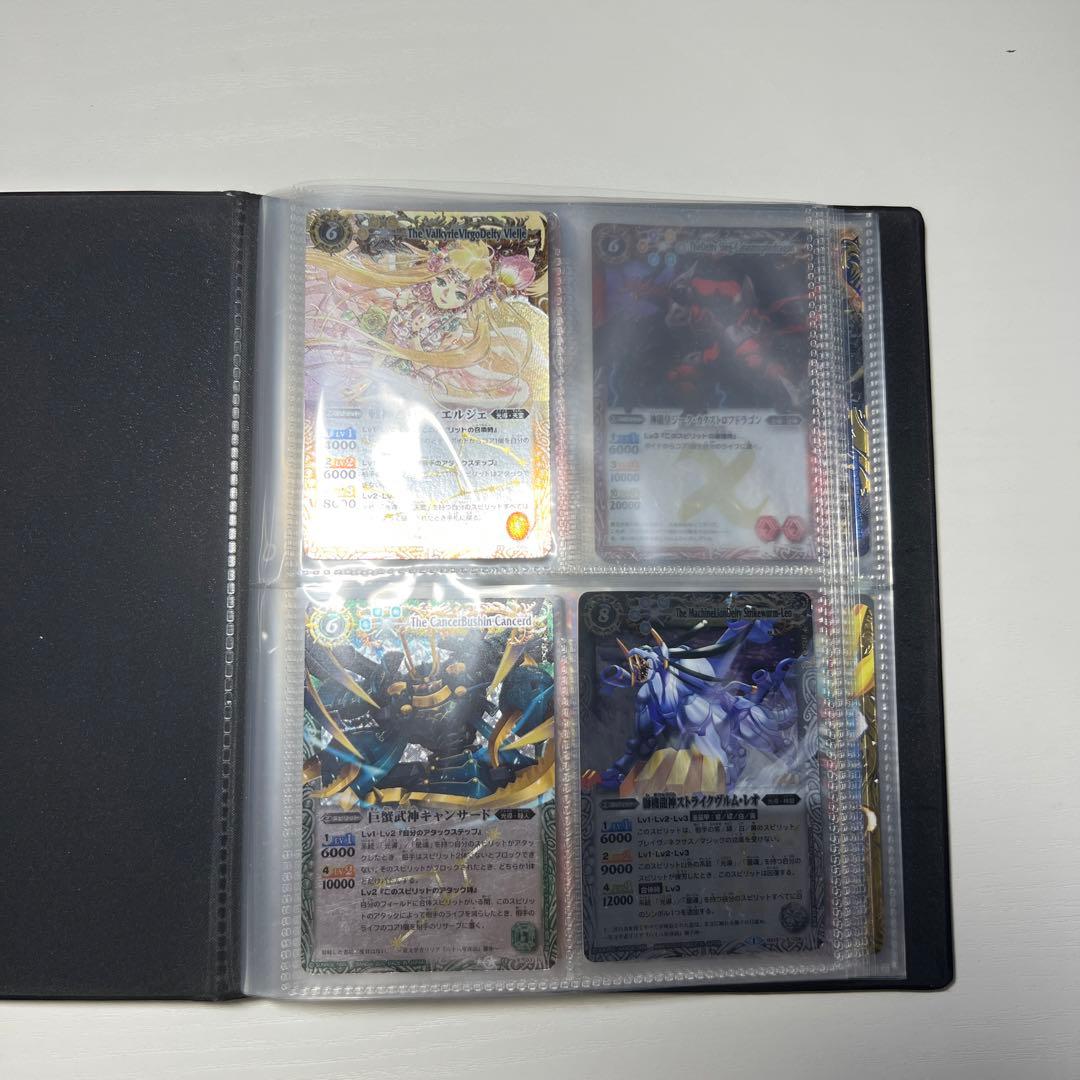 バトスピ、カード＋ファインダー　 ＋引退品のカードなど何百枚あります