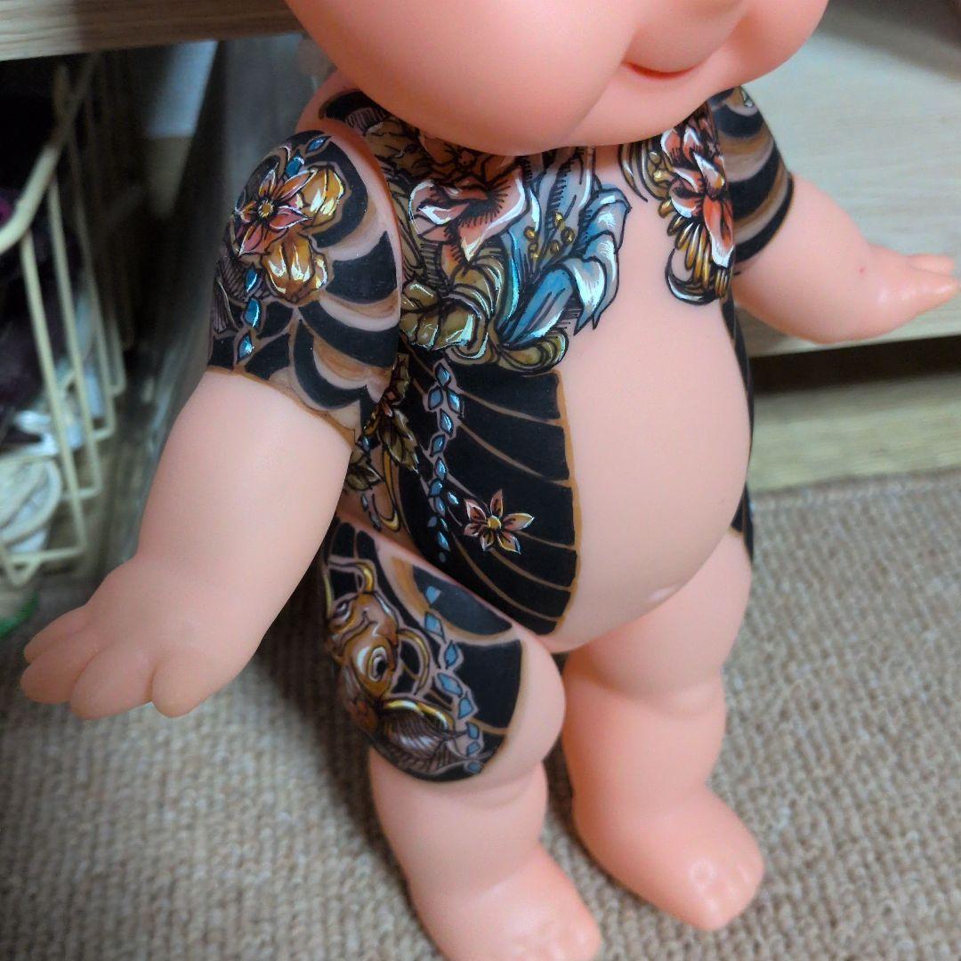 入れ墨キュービー