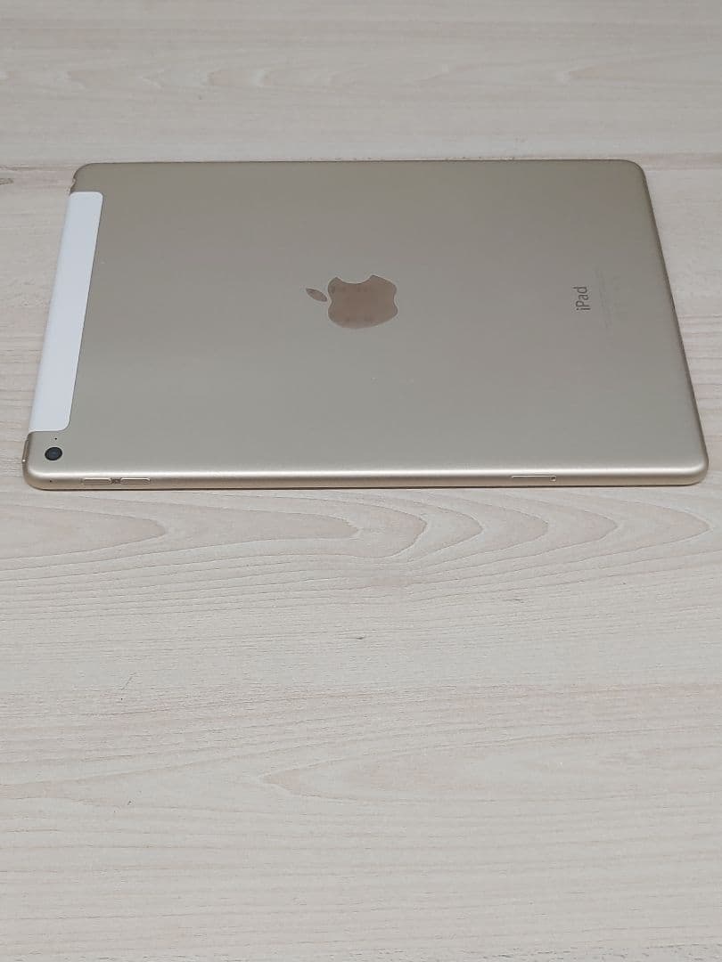 iPad Air 2 32GB A1567 MNVR2J/A ソフトバンク