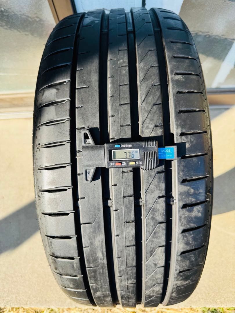 ファルケンAZENIS FK520L 225/40ZR18 92Y 2025年製