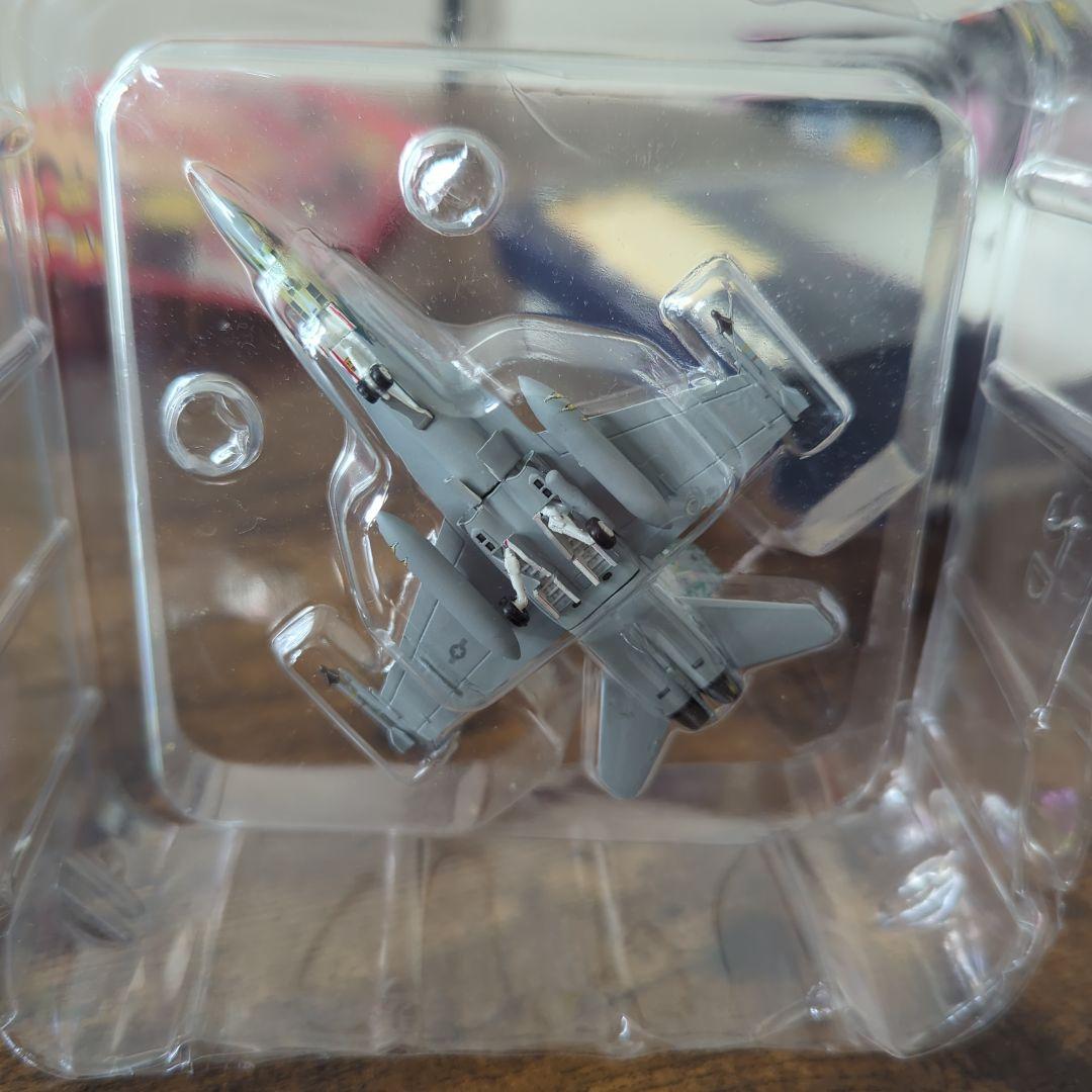 Gulliver 200 F/A-18C HORNET フィギュア