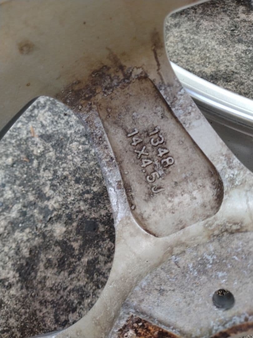 14インチ シルバー 5スポークホイール