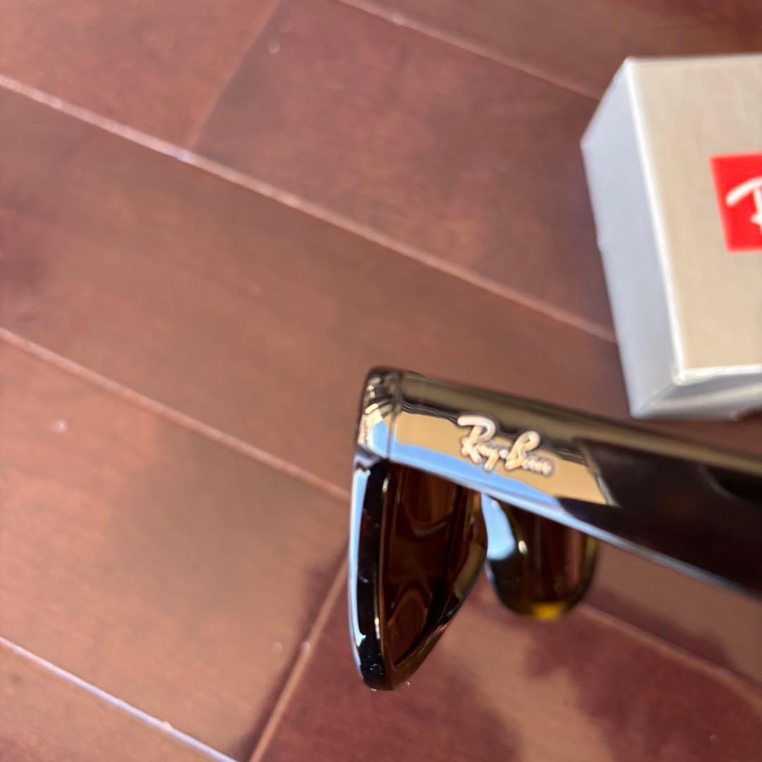 Ray-Ban 折りたたみ式 ブラウン サングラス