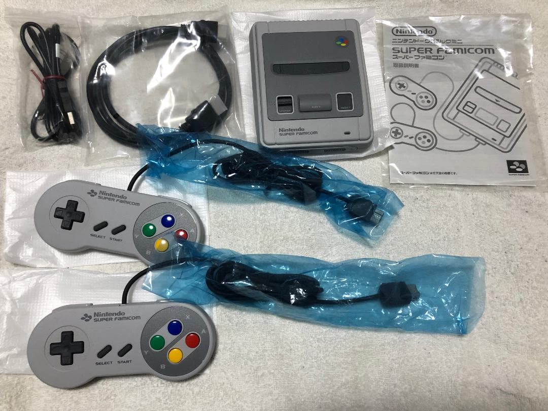 美品　ニンテンドークラシックミニ　スーパーファミコン 任天堂