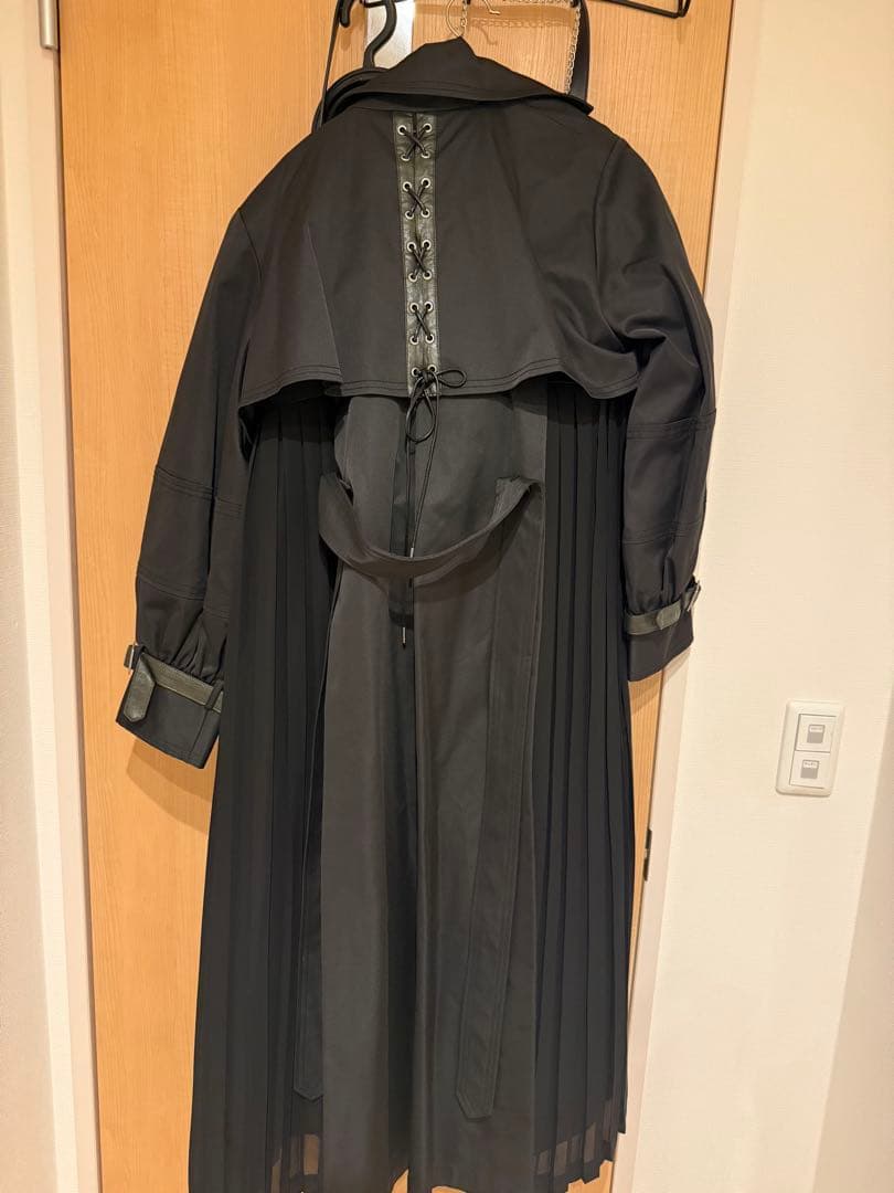 Ameri Vintage バックプリーツトレンチコート　ブラック